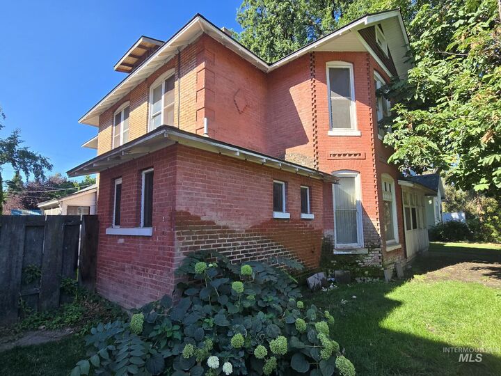 1122 1st Avenue South  Payette ID 83661 photo
