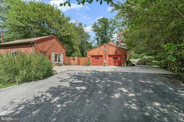962 E Baltimore Pike  Kennett Square PA 19348 photo