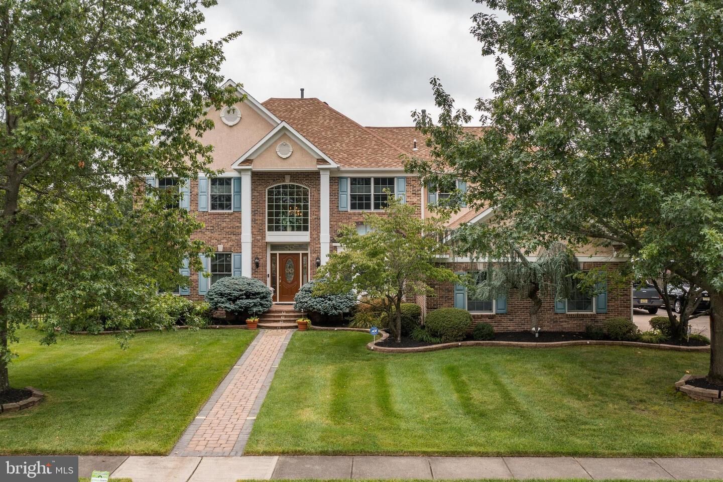 Property Photo: 5 S Deer Place NJ 08036