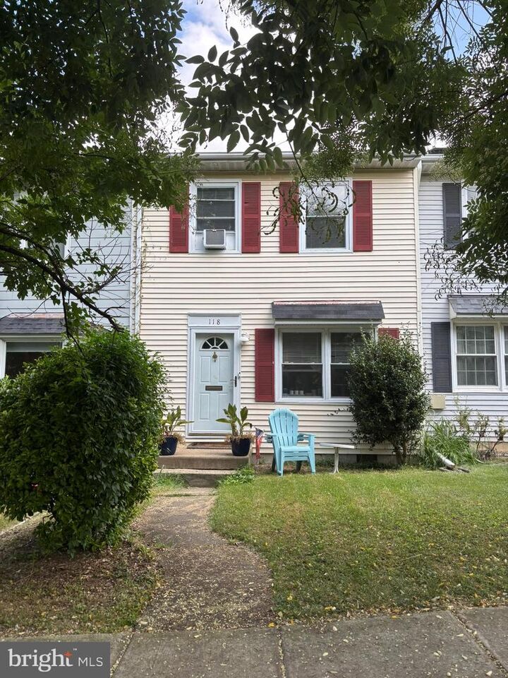 118 Clifford Avenue  Alexandria VA 22305 photo