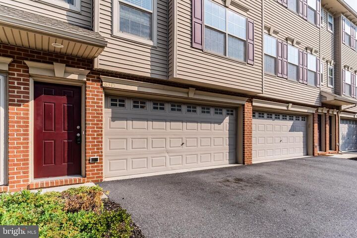 Property Photo:  6315 Creekbend Drive  PA 17050 