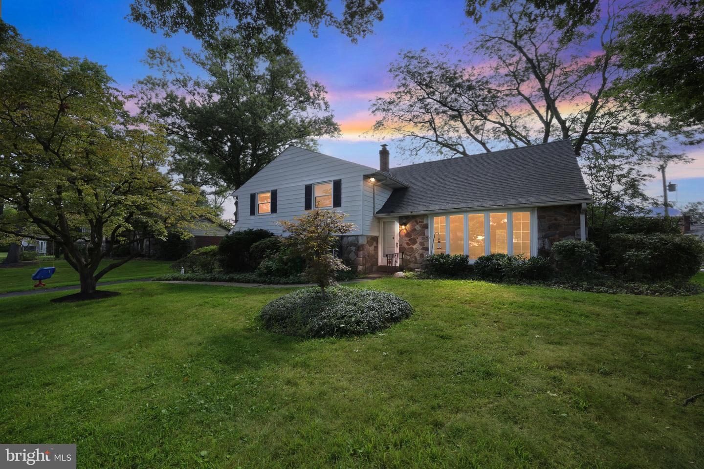 Property Photo: 1861 Lippincott Road PA 19006