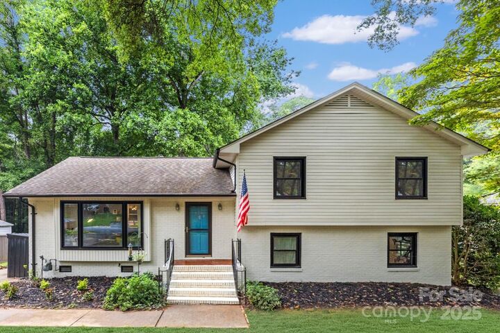 525 Kelford Lane  Charlotte NC 28270 photo