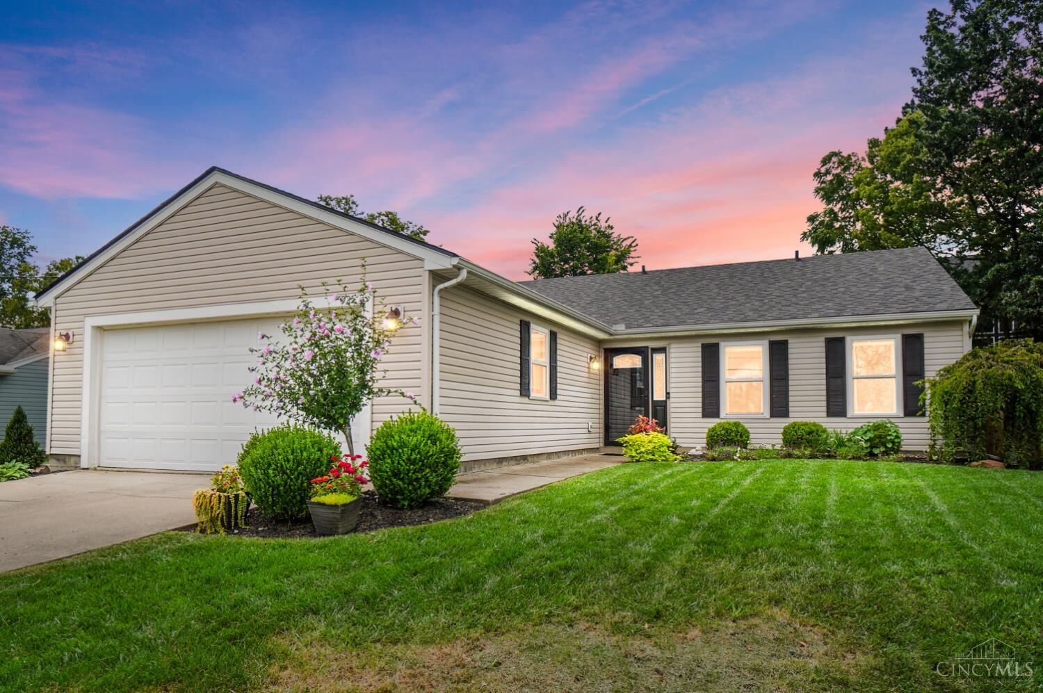 Property Photo: 925 Joy Drive OH 45050