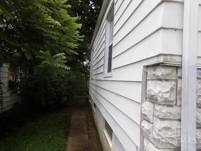 Property Photo:  1861 Ashbrook Drive  OH 45238 