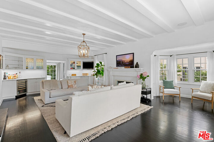 Property Photo:  10736 Le Conte Ave  CA 90024 