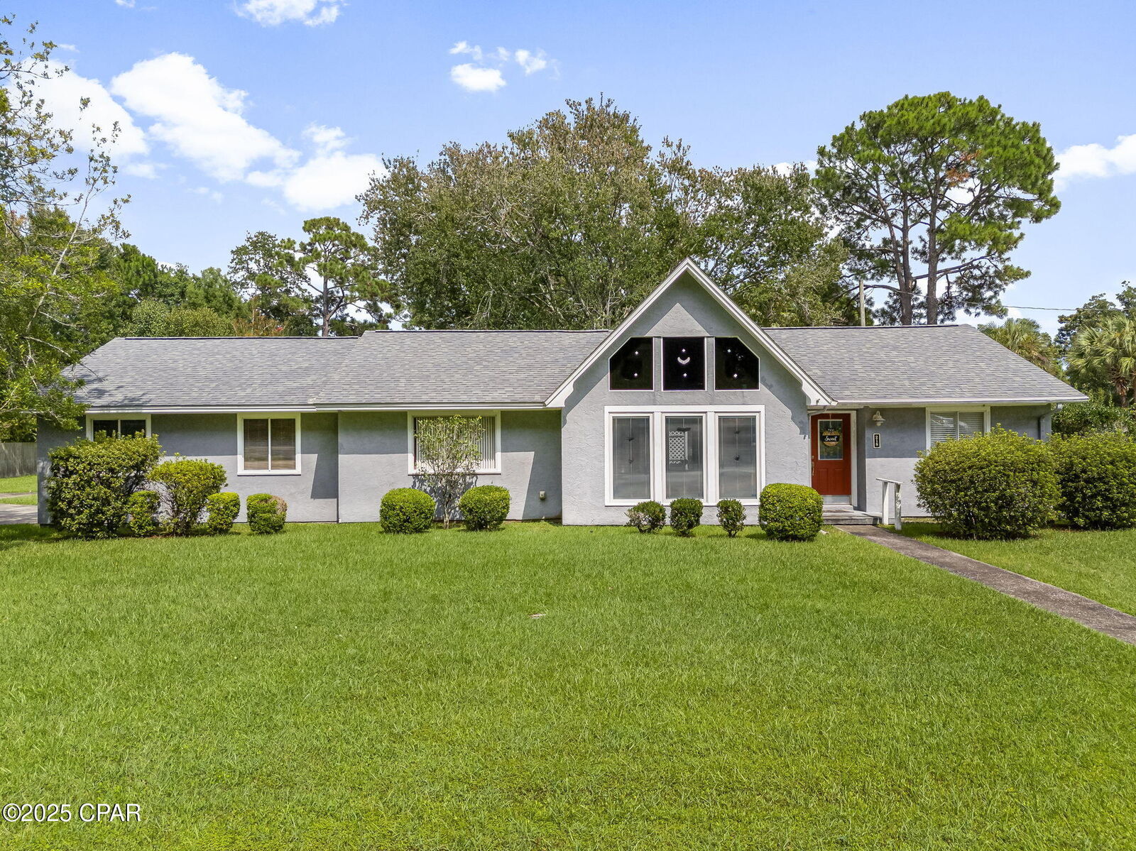 Property Photo:  218 Fairway Boulevard  FL 32407 