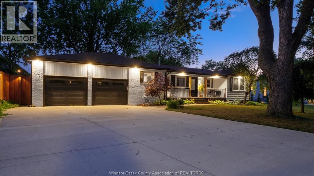 Property Photo: 4325 Roseland Drive West ON N9G 2A1
