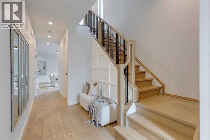 Property Photo: 941 38 Street Southwest AB T3C 1T4