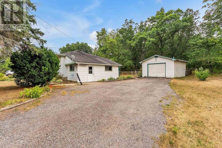 Property Photo:  34 Turncliffe Road  ON K8V 5P4 