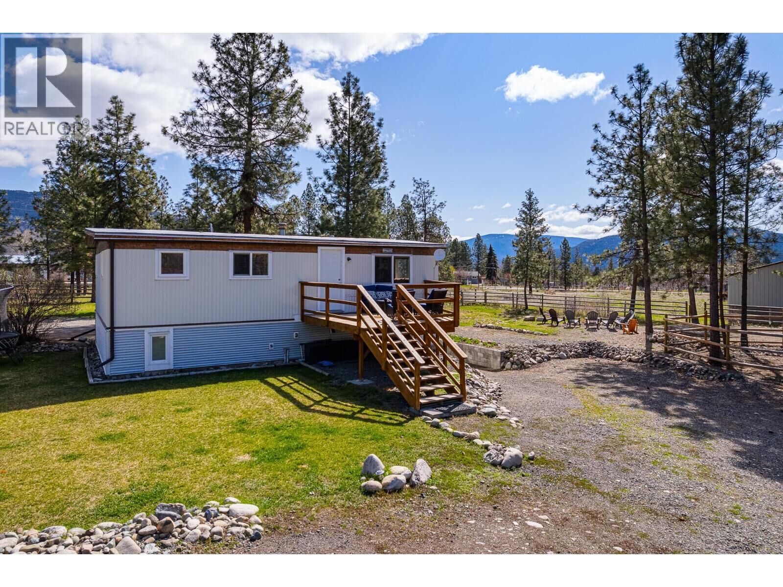 Property Photo: 2505 Kinvig Street BC V1K 1Y0