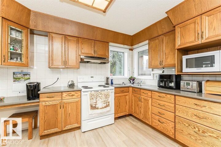 Property Photo: 57303 Rge Road 233 153 AB T0A 1N6