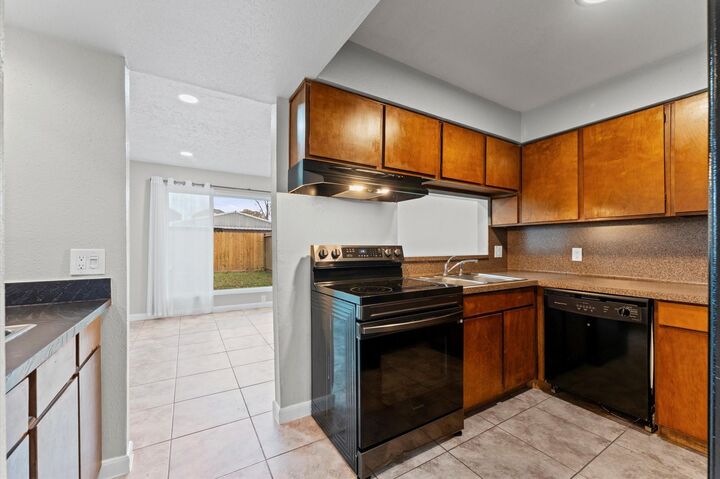 Property Photo:  1508 Early Lane  TX 77055 