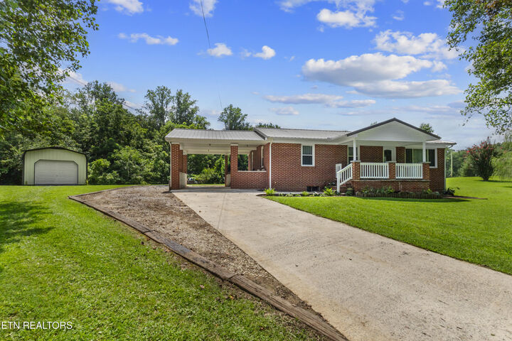 Property Photo:  105 Tq Heidel Rd  TN 37887 