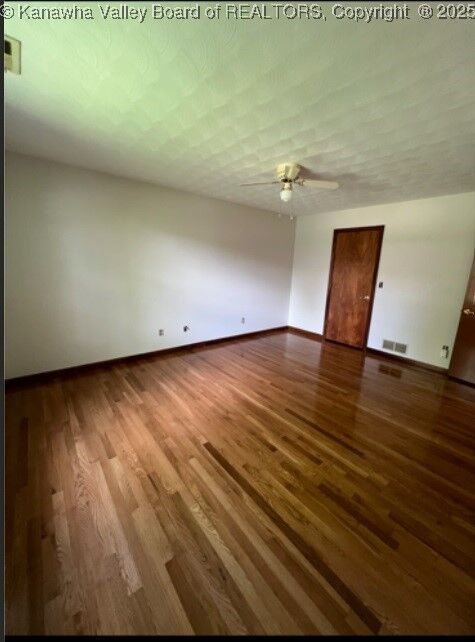Property Photo: 5 Royal Oak Court WV 25526