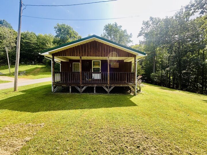 Property Photo:  384 Round Ridge Road  KY 40977 