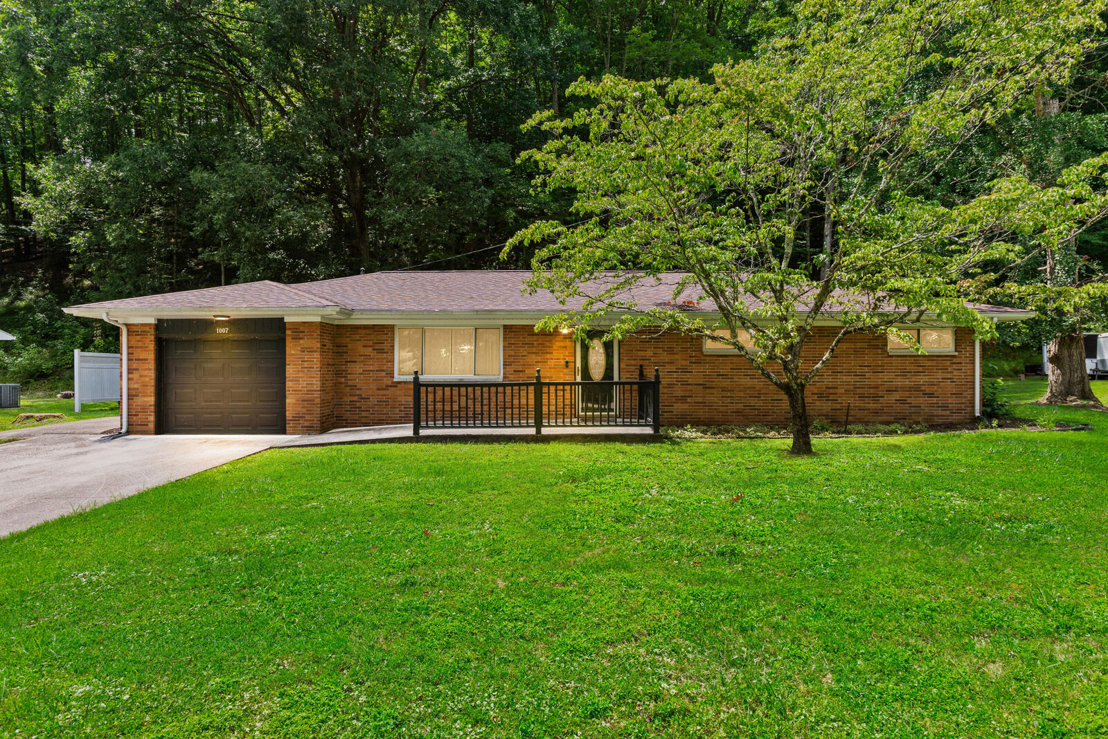 Property Photo: 1007 Knapp Avenue KY 40351