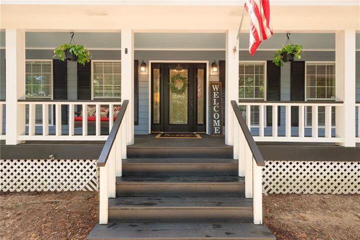 Property Photo: 8011 Suzanne Way AL 36695