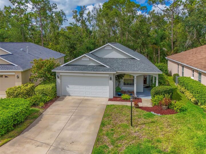 Property Photo:  6442 Barberry Court  FL 34202 