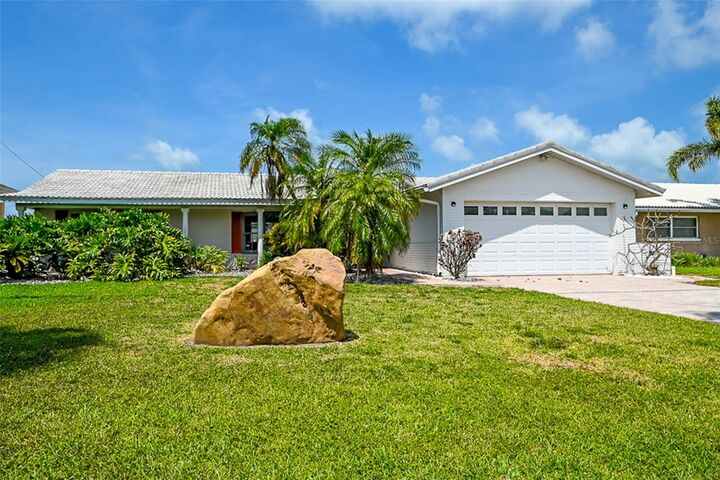 Property Photo:  11900 7th Street E  FL 33706 