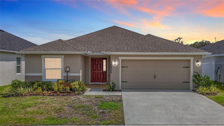 35606 Bellington Boulevard  Zephyrhills FL 33541 photo