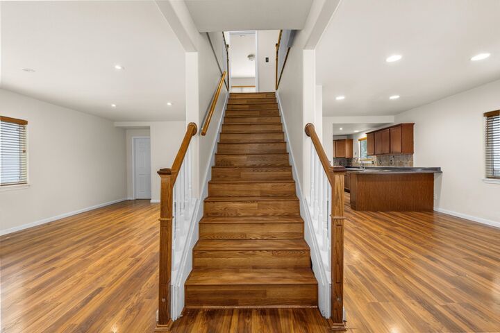 Property Photo:  106 8th St SE  ND 58701 