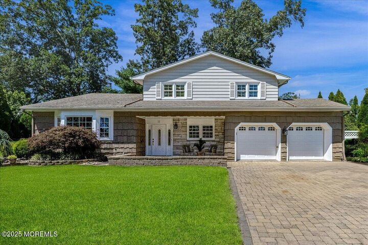 11 Jensen Road  Sayreville NJ 08872 photo