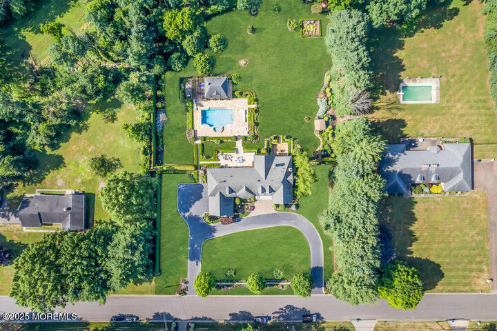 Property Photo:  39 Mountainside Drive  NJ 07722 