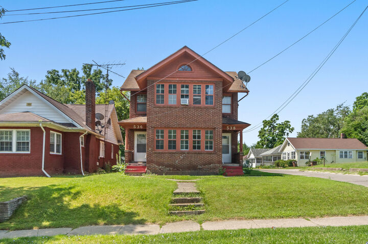 Property Photo:  536 Lansing Avenue  MI 49201 