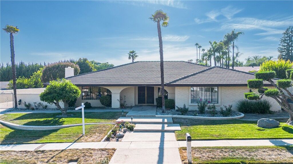 Property Photo: 1739 N. Tulare Way CA 91784