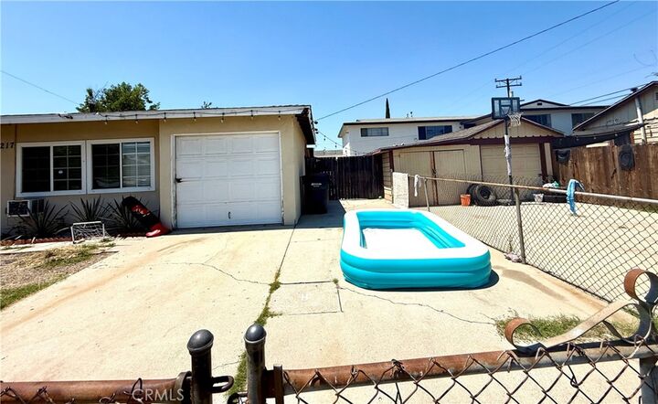 Property Photo: 7215 Emil Avenue CA 90201