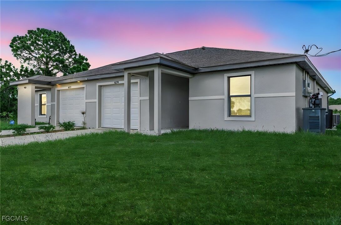 Property Photo: 839 Bedford Drive FL 33974