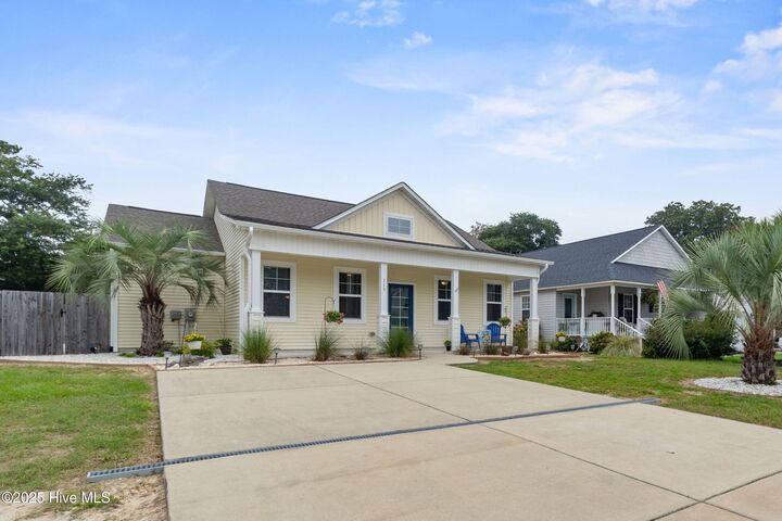 Property Photo: 115 NE 25th Street NC 28465
