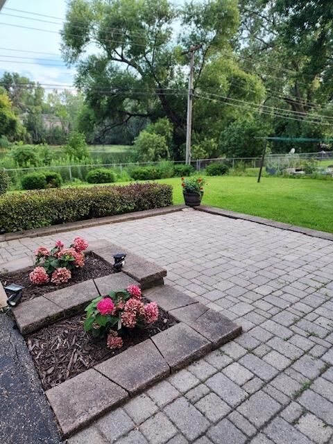 Property Photo:  1040 Lynde Drive NE  MN 55432 