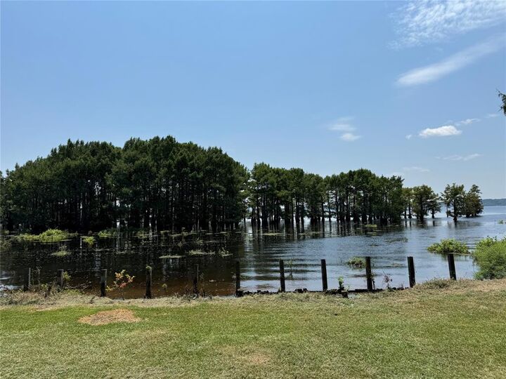 Property Photo: 1214 Cc Sandidge Road LA 71051
