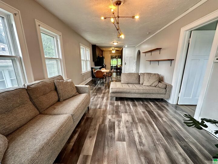 Property Photo:  1603 S Saint Aubin Street  IA 51106 