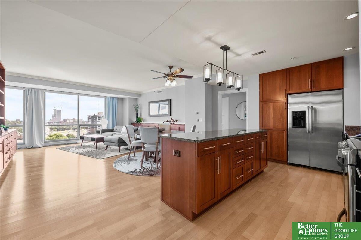 Property Photo: 200 S 31st Avenue 4704 NE 68131