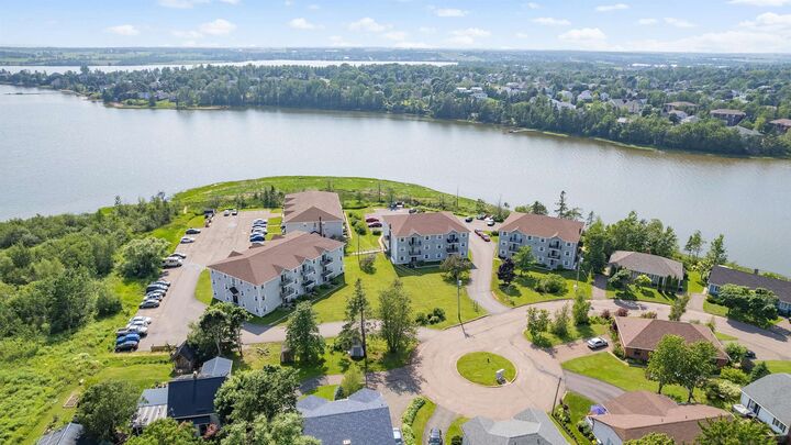 Property Photo: 22 Waterview Heights 11 PE C1A 9J9
