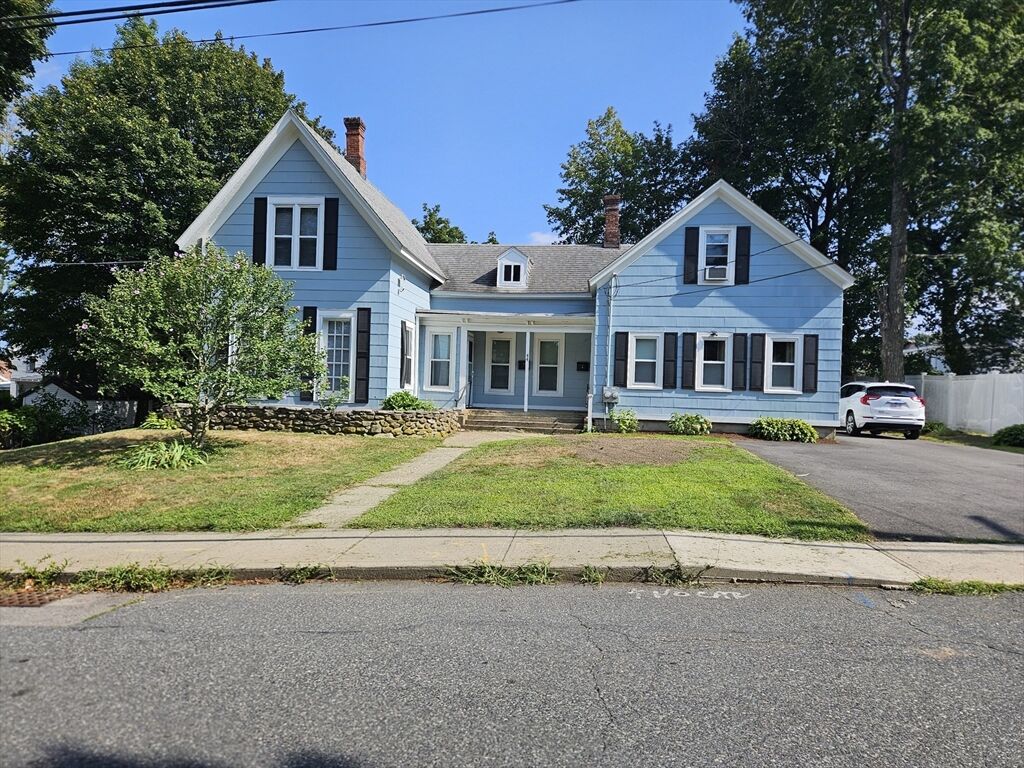 Property Photo:  44 Chestnut Street 2  MA 01752 