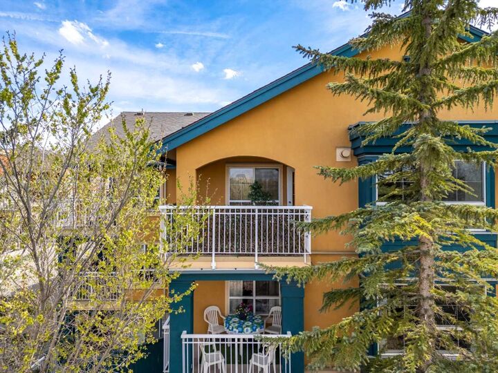 Property Photo:  25 Richard Place SW 306  AB T3E 7N1 