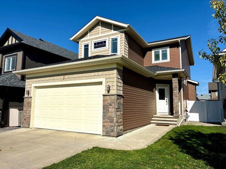 238 Viscount Drive SE  Red Deer AB T4R 0M7 photo
