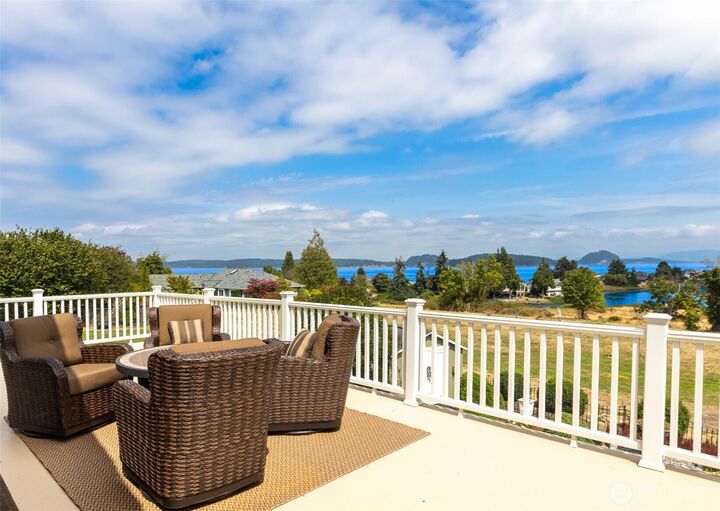 Property Photo:  695  Dugualla Road  WA 98277 