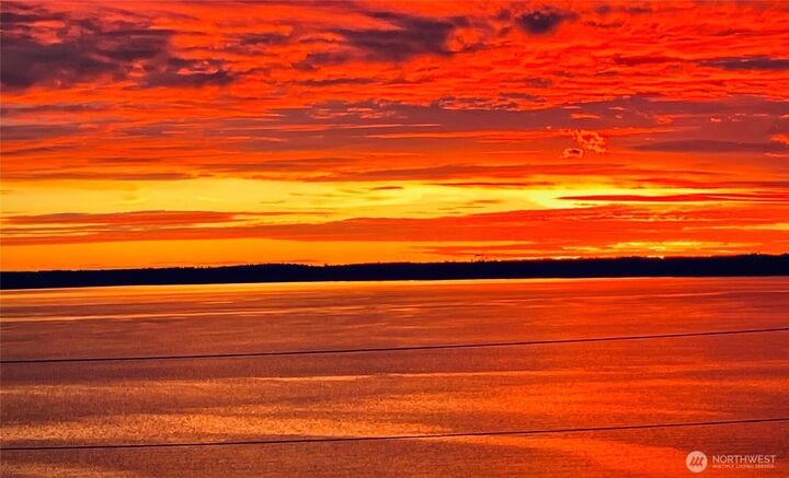 Property Photo:  415 N State Street  WA 98225