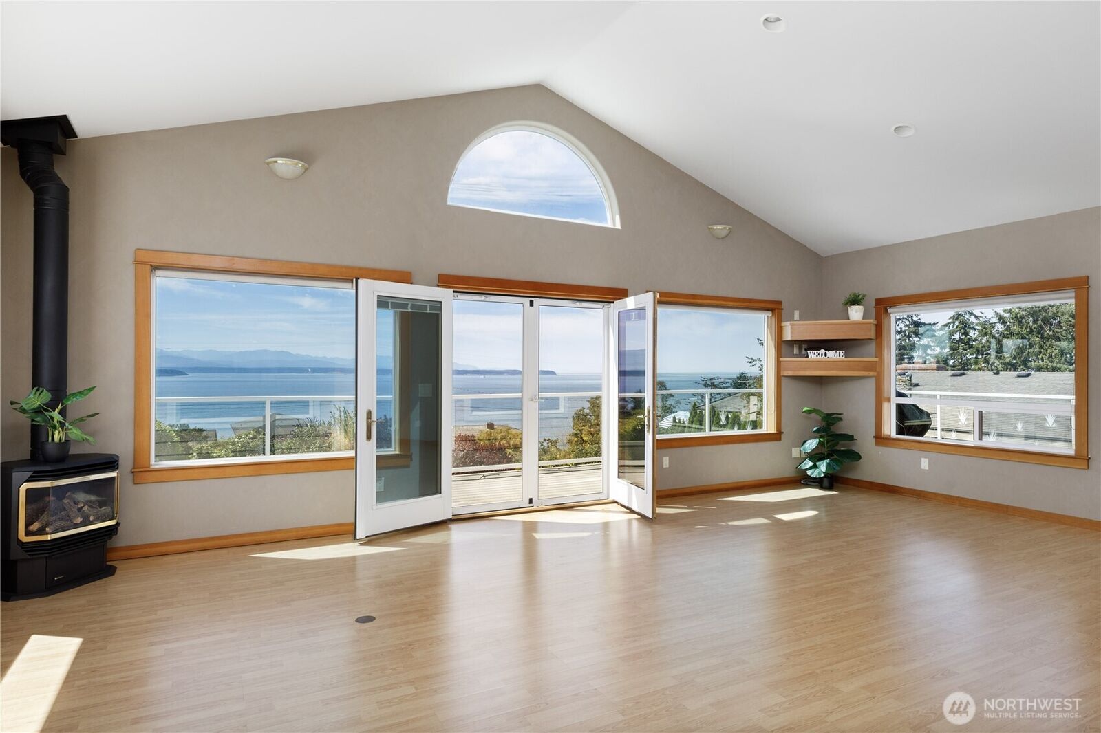 Property Photo:  1947  Fircrest Avenue  WA 98239 