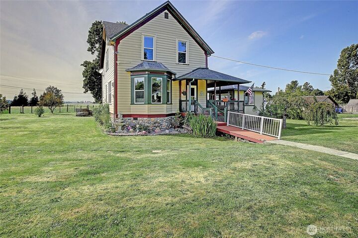 Property Photo:  24526  Florence Road  WA 98292 