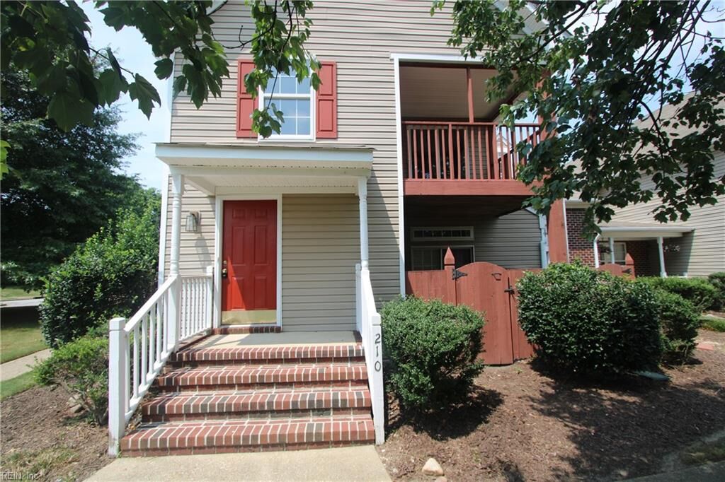 Property Photo:  210 Primrose Ln  VA 23320 