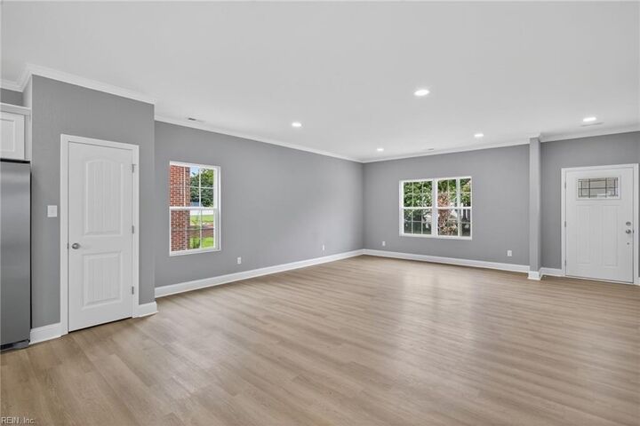 Property Photo: 735 Marshall Ave VA 23504