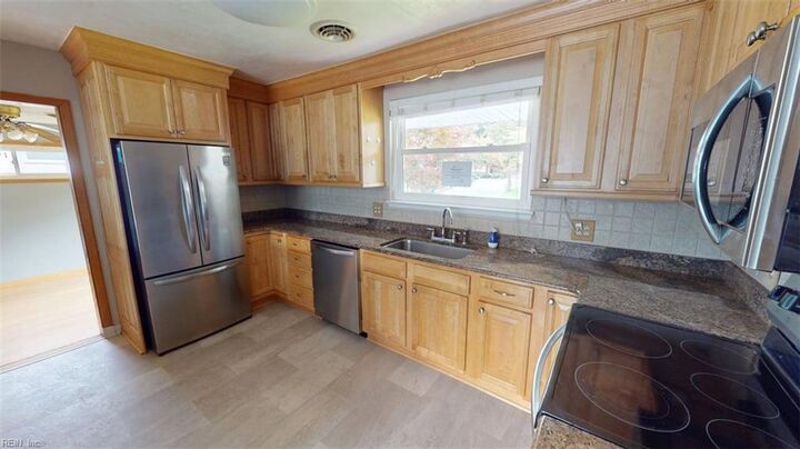 Property Photo: 1612 Tallwood St VA 23518