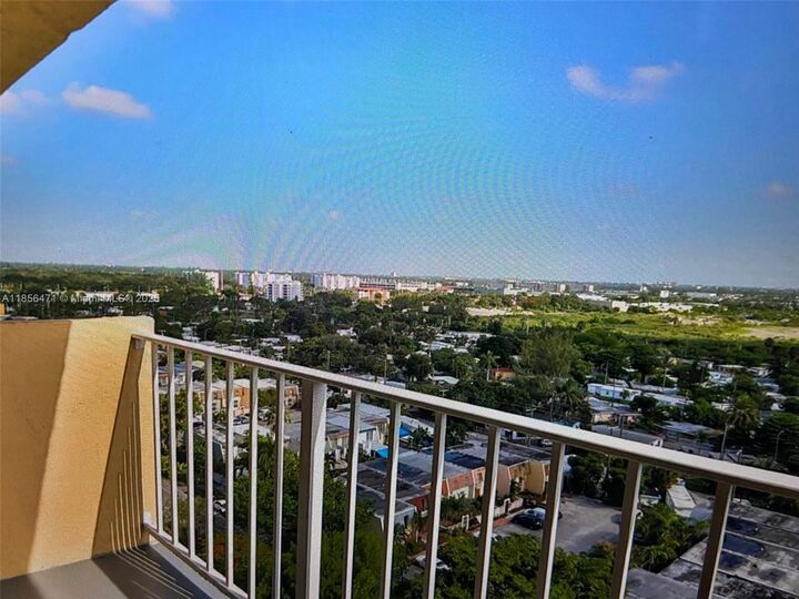 Property Photo: 2350 NE 135th St 1503 FL 33181
