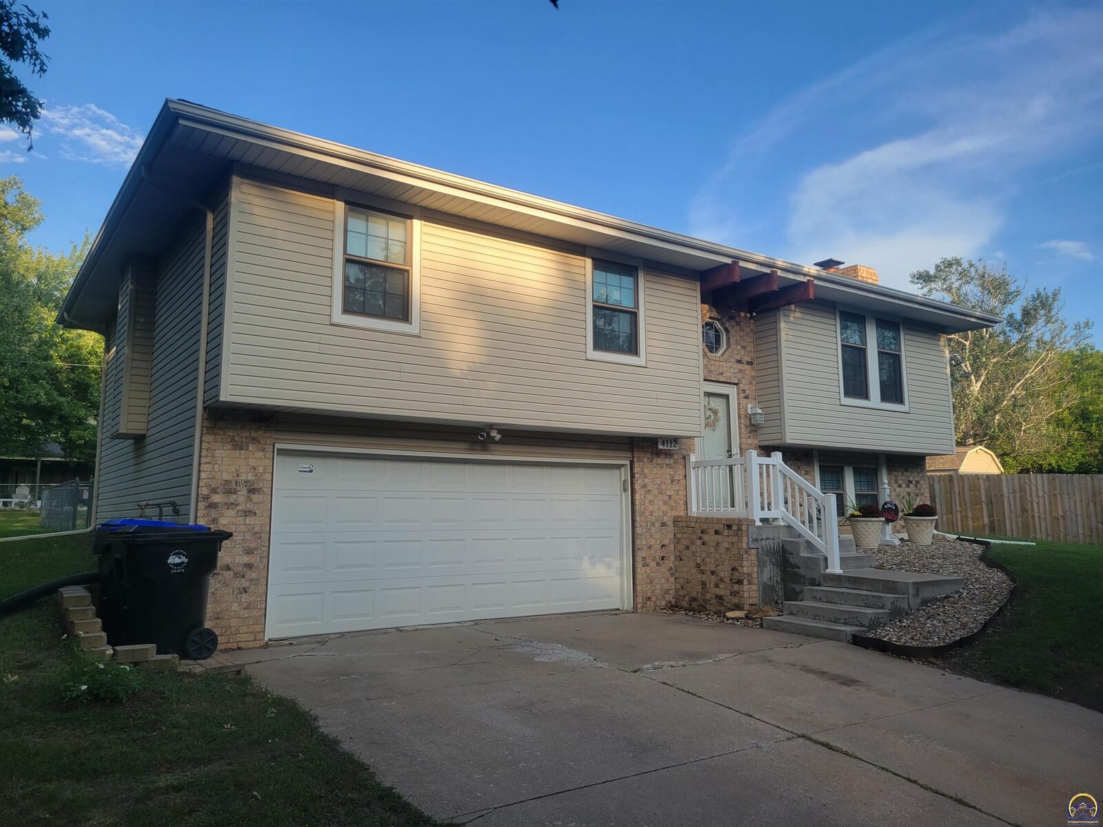 Property Photo:  4112 SE Wisconsin Ave  KS 66609 